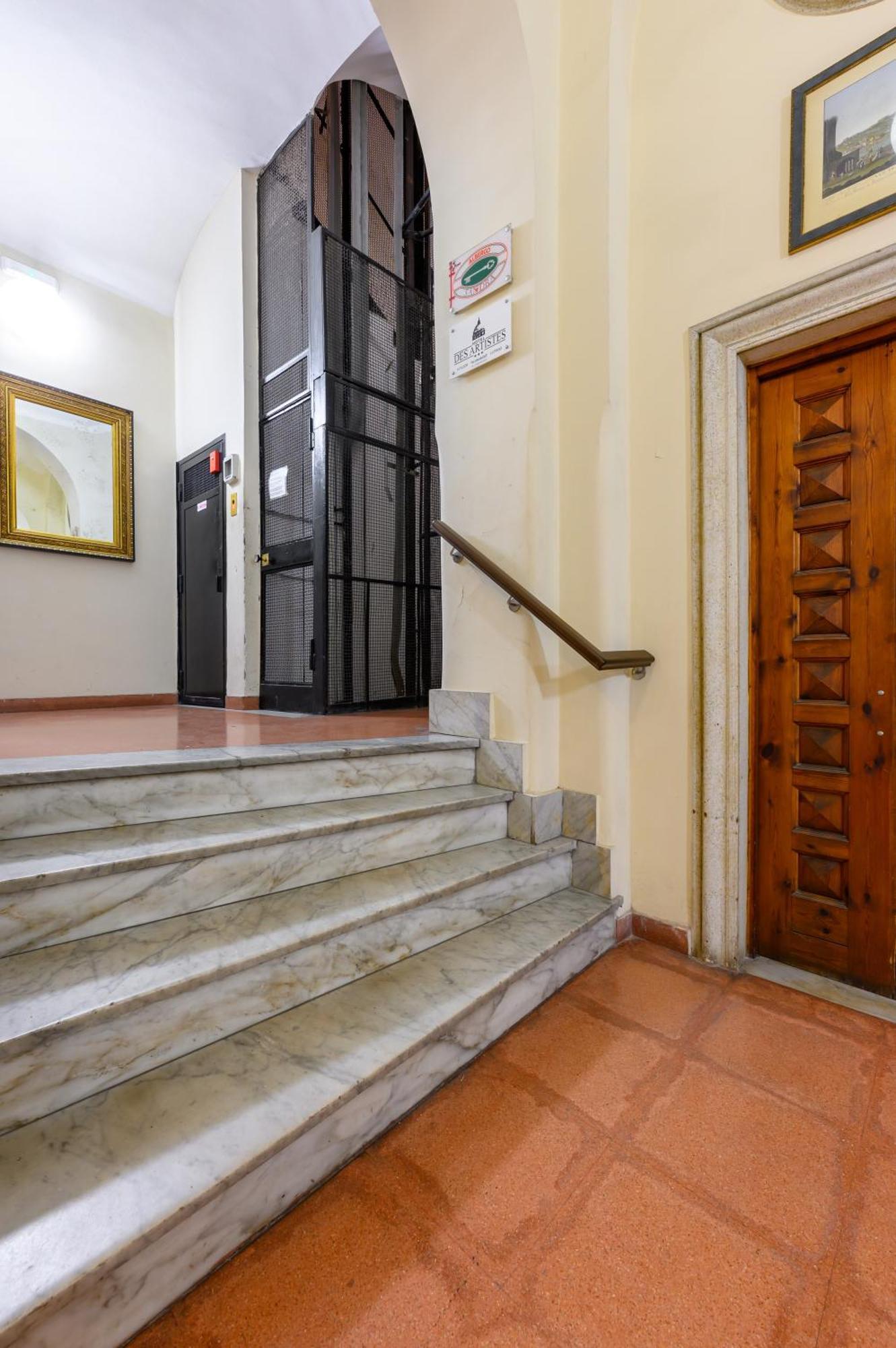 Apartment Crosti Rom